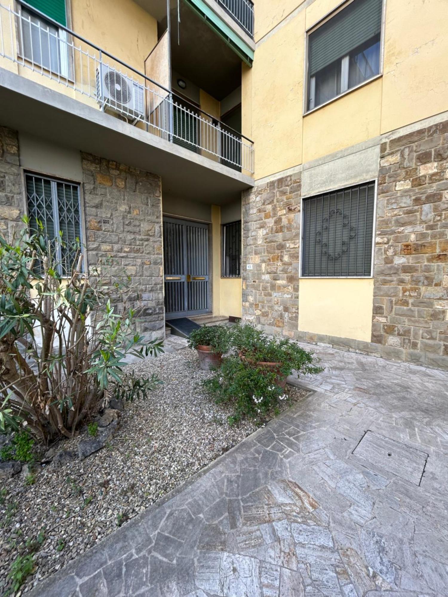 Appartamento Incantevole Con Patio Florence Extérieur photo